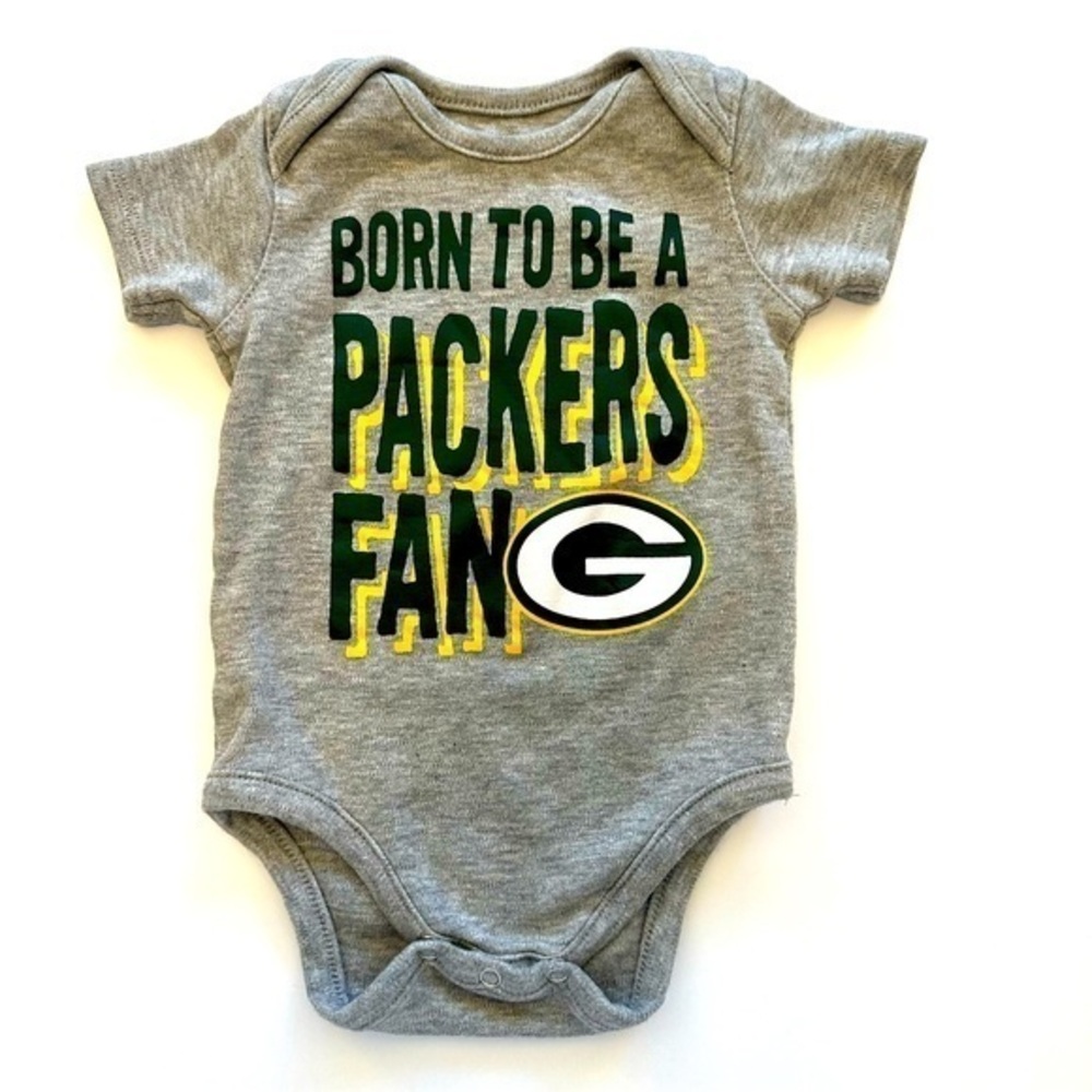 NFL Born To Be A Packer’s Fan Green Bay Gray Onesie Size 3 to 6 Months
